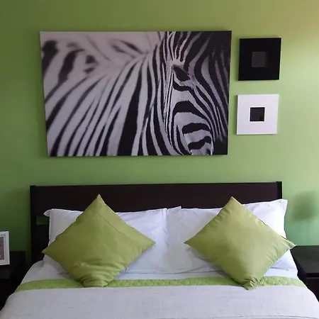Royal Rooms Guest house